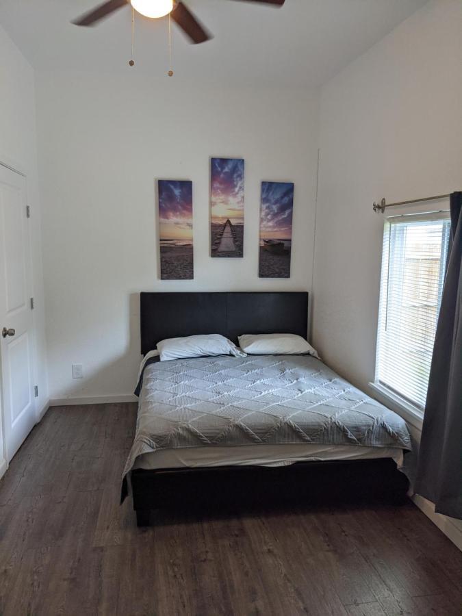 Cozy *Downtown Getaway* Villa San Antonio Bagian luar foto