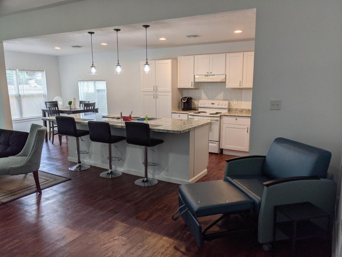 Cozy *Downtown Getaway* Villa San Antonio Bagian luar foto